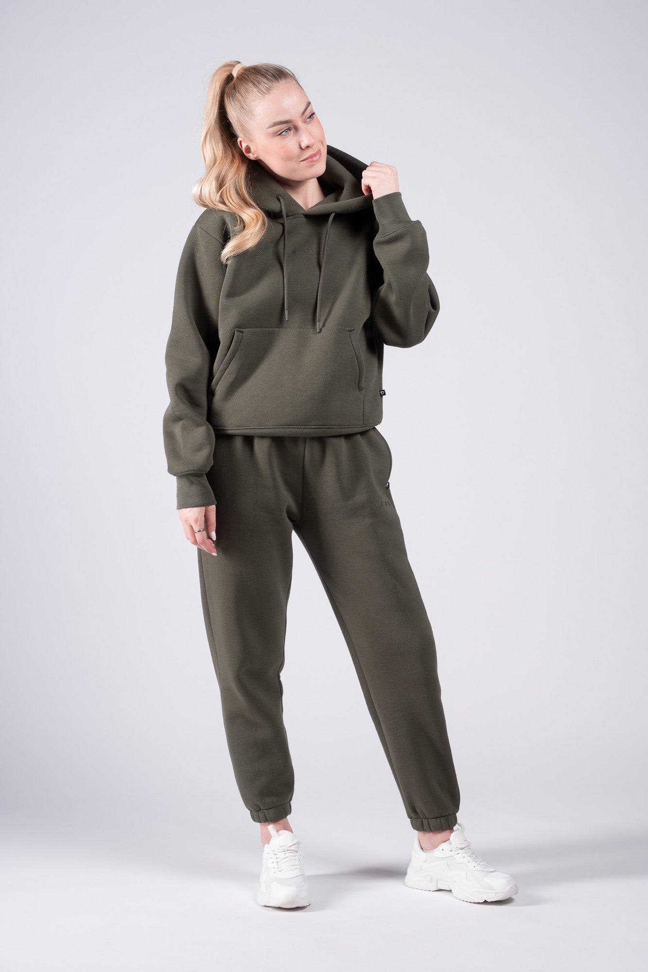 ELEVATE TRACKSUIT BUNDEL - OLIVE (2-DELIG)