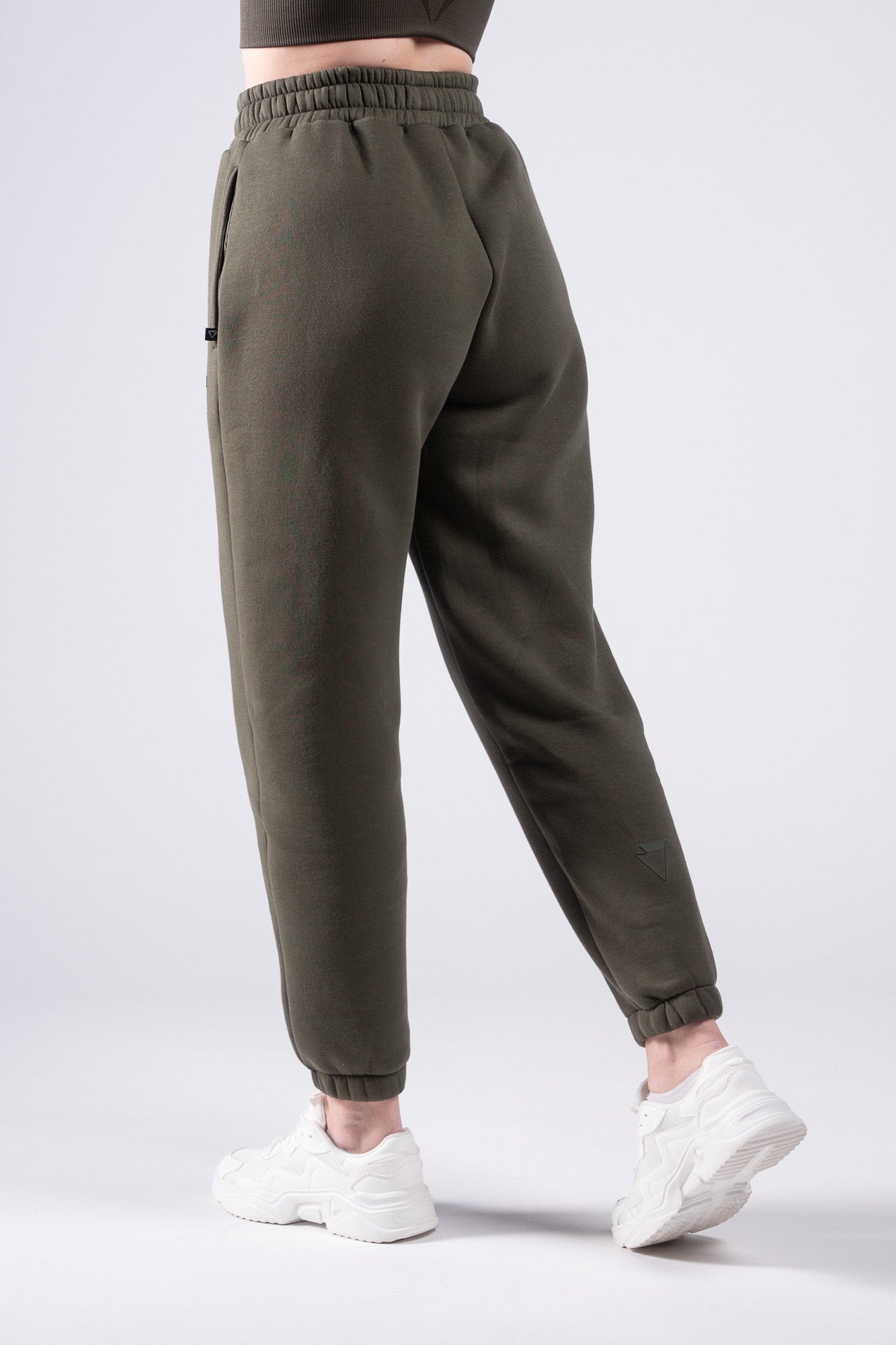 ELEVATE TRACKSUIT BUNDEL - OLIVE (2-DELIG)