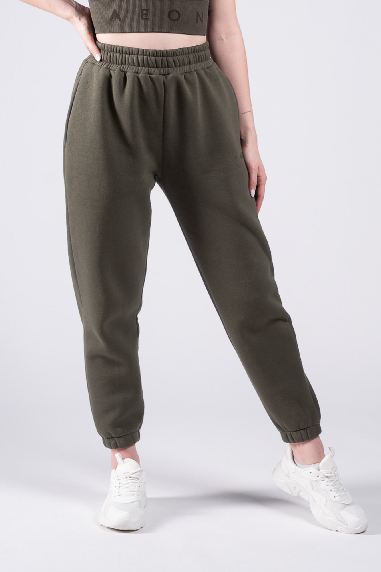 ELEVATE TRACKSUIT BUNDEL - OLIVE (2-DELIG)