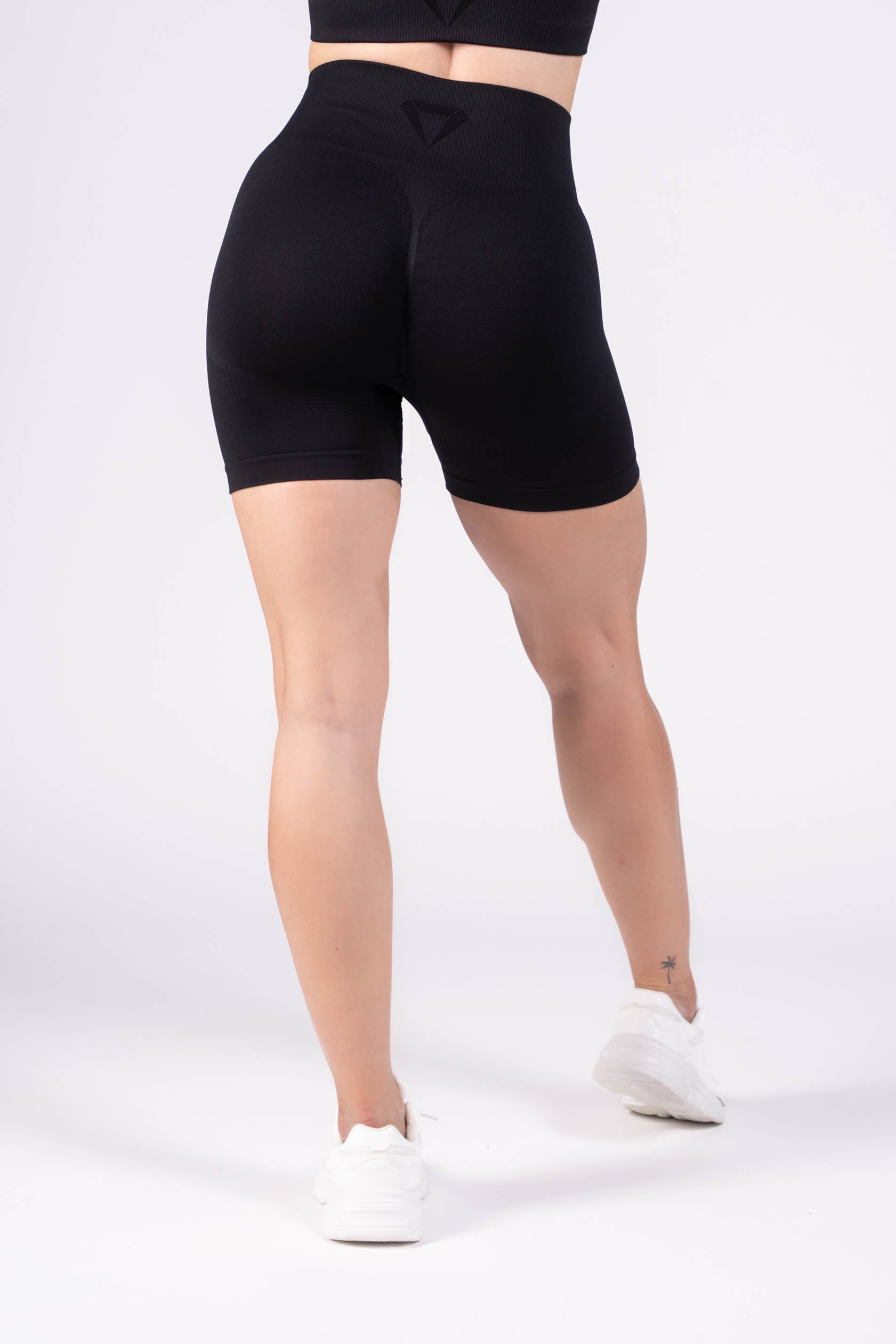 ELEVATE SEAMLESS KORTE BROEK