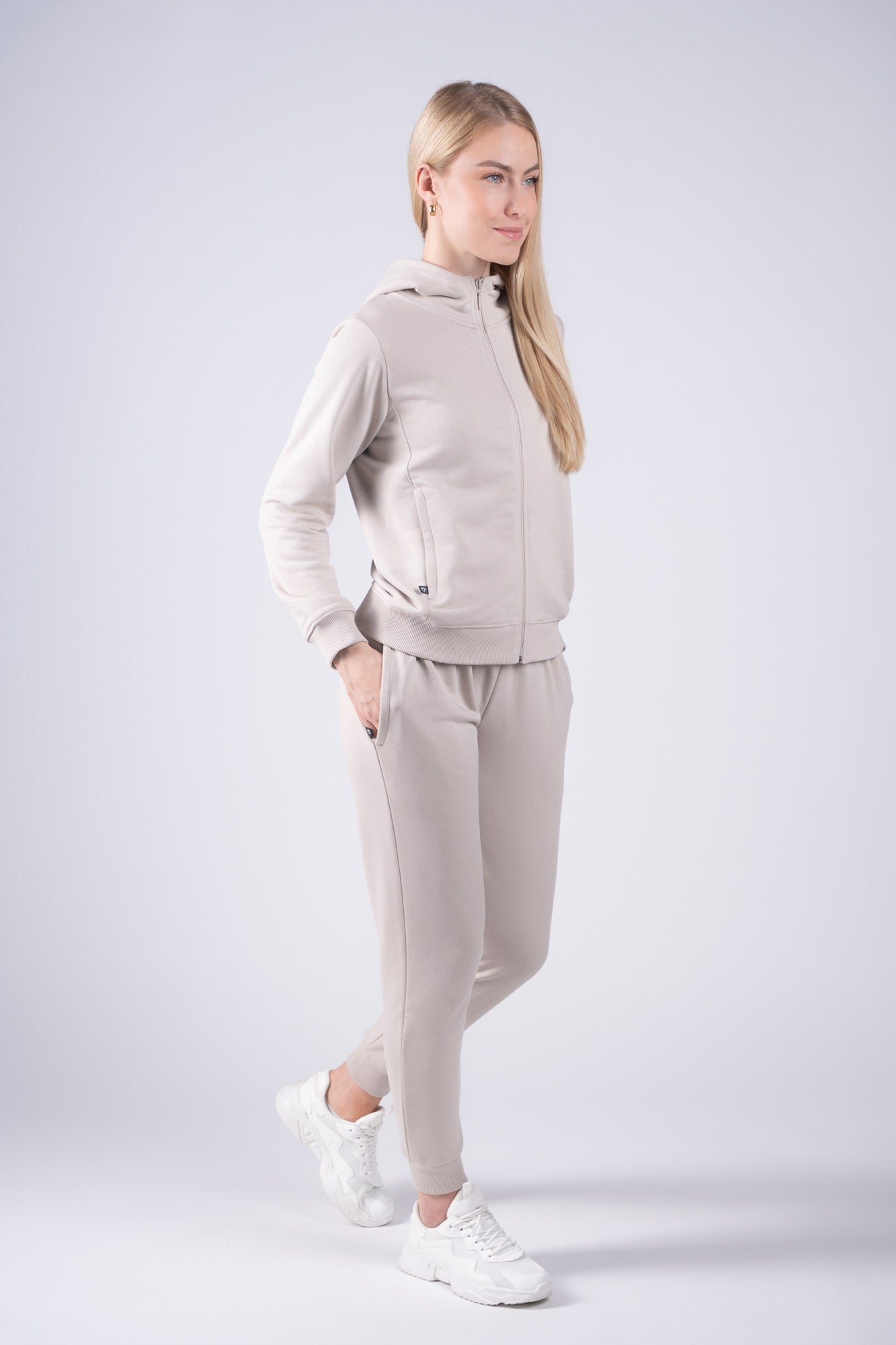 LIMITLESS TRACKSUIT BUNDEL - STONE (2-DELIG)