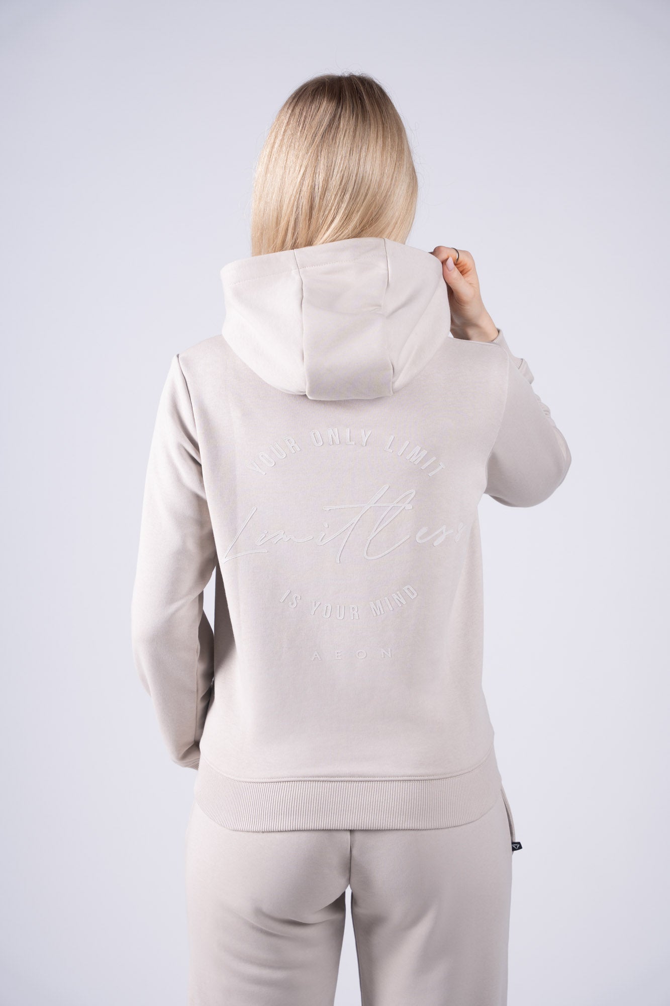 LIMITLESS ZIP HOODIE