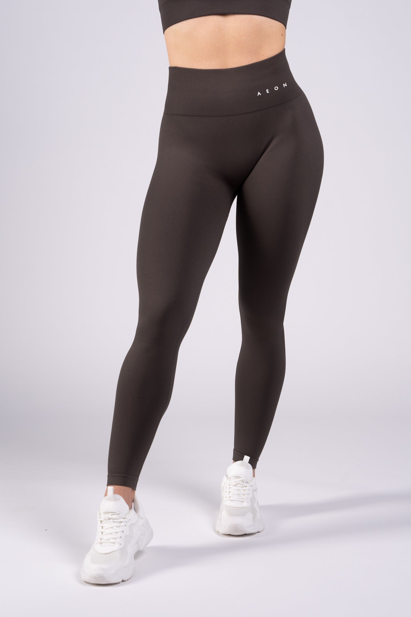 MOTION BASE SEAMLESS LEGGINGS